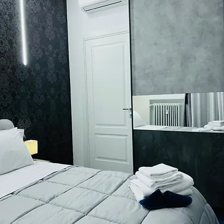 Seven Nights Bed & Breakfast Bologna
